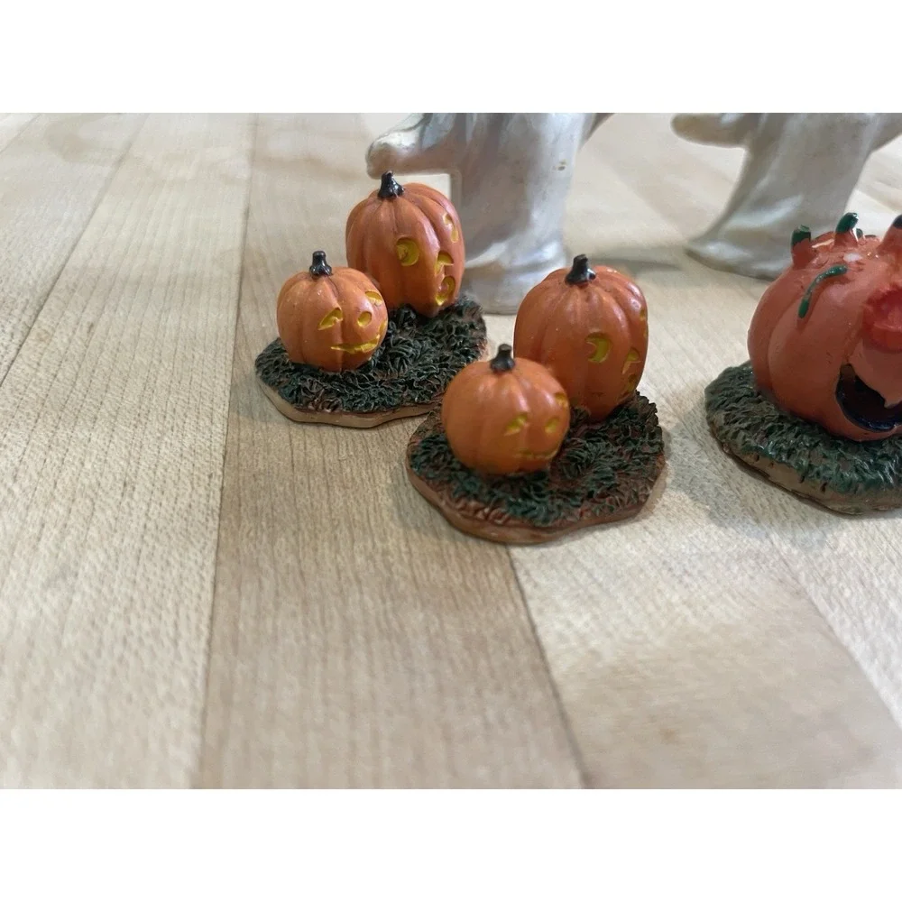Halloween Figures Scarecrow Shelf Sittters Ghost Pumpkins Mini Poly Resin Lemax
